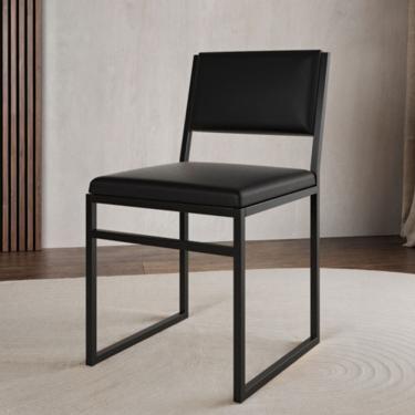 Imagem de Cadeira de Jantar Industrial Isa Assento Corino para Mesa Sala Cozinha Uso Diário - Preto