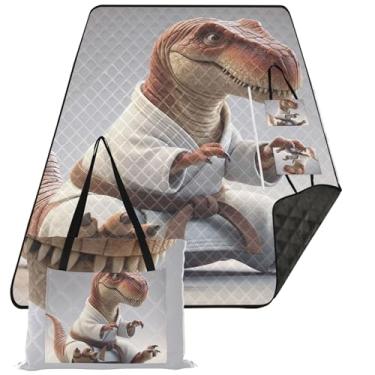 Imagem de TSENQUE Tapete de praia engraçado de karatê de dinossauro, sem areia, impermeável, cobertor de acampamento, cobertor fofo de piquenique, dobrável, 299 cm x 203 cm