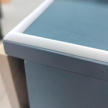 Imagem de WOLAIYE Protetor de barragem de água para chuveiro pequeno, branco, barreira de água autoadesiva flexível para bancada de cozinha, banheiras, pias (branco, 3 metros)