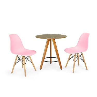 Imagem de Conjunto Mesa Redonda Aline 70cm Natural com 2 Cadeiras Eames Eiffel - Rosa