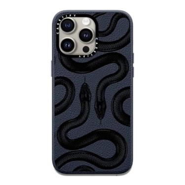 Imagem de CASETiFY Capa de couro para iPhone 15 Pro Max [Texturizado/Proteção contra quedas de 1,5 metros/Compatível com Magsafe] - Estampas de animais - Black Kingsnake - Azul-marinho
