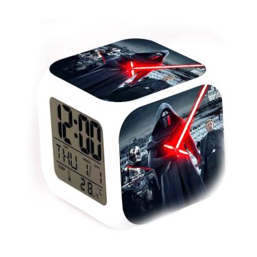 Imagem de Despertador Darth Vader com mudança de LED de 7 cores com termômetro