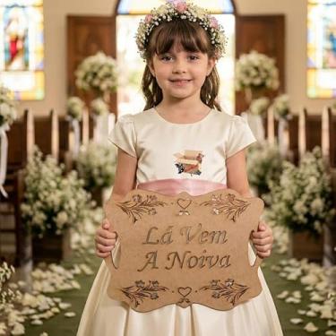 Imagem de Plaquinha Placa Casamento Lá Vem A Noiva MDF Personalizada Frases Entrada Noiva Pajem Daminha (Lá vem a noiva, MDF Cru) (Lá vem noiva, MDF Cru)