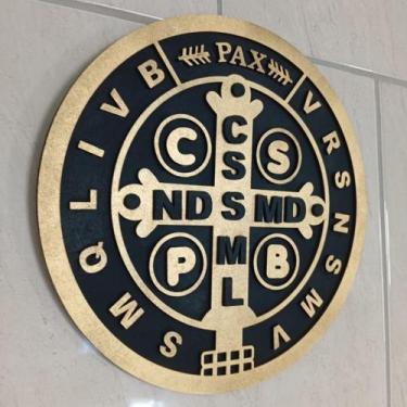 Imagem de Quadro Decorativo Vazado em 3D Medalha Moeda de São Bento 3 Camadas de