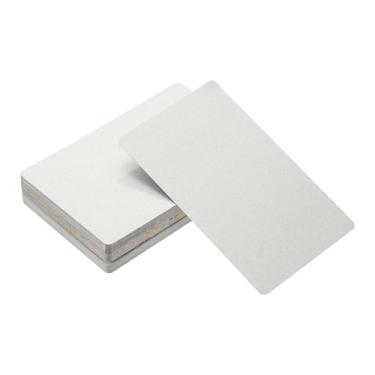 Imagem de YELARXI Cartões de visita de metal com gravação a laser de alumínio, 86 x 54 x 0,2 mm, adequado para impressão de nome de escritório DIY (pacote com 60, ouro fosco/prata/branco)