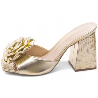 Imagem de Sandália Tamanco Feminino Salto Alto Bloco Grosso Bico Quadrado Flor 9cm Torricella (Ouro Light, BR, Adulto, Numérico, 34)