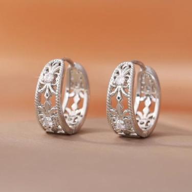 Imagem de Brincos femininos vintage de argola de prata, banhados a ouro 18 K, pequenos brincos redondos requintados, acessórios de joias modernas, uso casual diário, o melhor presente para familiares e amigos