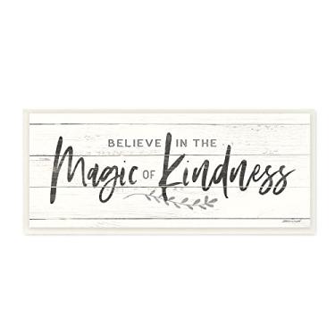 Imagem de Stupell Industries Believe Magic of Kindness Phrase Country Planked Pattern, projetado por Stephanie Workman Marrott Wall Plaque, 43 x 17 cm, preto