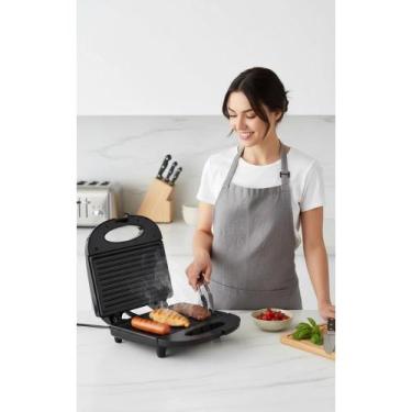 Imagem de Sanduicheira Grill 2 em 1 Elétrica 750W Preta 127V Rápida - Congratula