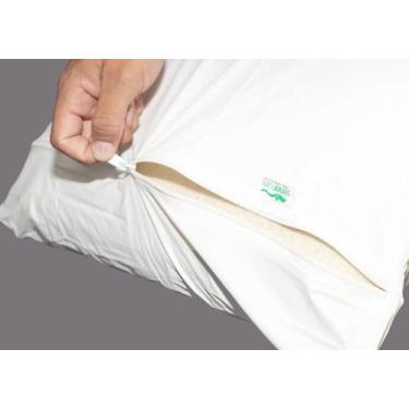 Imagem de Protetor para travesseiro com zíper  impermeável branco sênior care 13