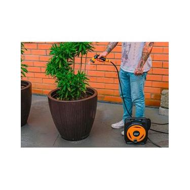 Imagem de Mangueira para Jardim Wap GMEEM01 com Enrolador e Esguicho Múltiplo