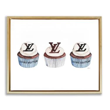 Imagem de Stupell Industries Design de arte de parede em tela flutuante dourada de cupcake trio de cupcake de padaria de luxo por Amanda Greenwood, 25 x 31