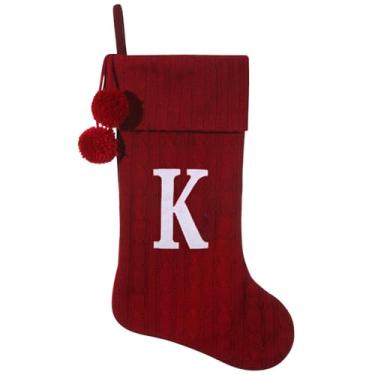 Imagem de Pxniy Meia de Natal personalizada de 48 cm - tricô bordô com monograma bordado e pompons, cabide de lareira familiar para decoração de férias, letra K bordô