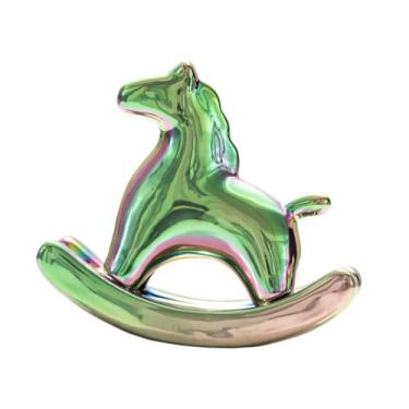 Imagem de Generic Estátua de cavalo de balanço de cerâmica com acabamento galvanizado, peça artesanal decorativa e elegante para decoração de suporte de TV, Verde