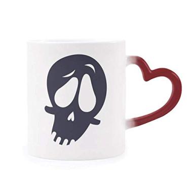 Imagem de Caneca de grés com caveira torcida de Halloween sensível ao calor com mudança de cor vermelha
