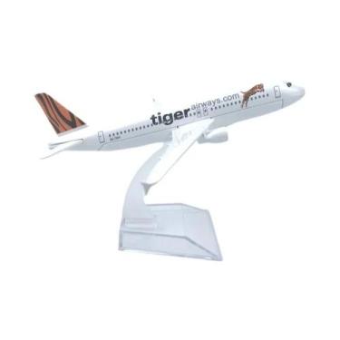 Imagem de Modelo De Avião Miniatura De Metal Airbus A320 De 16cm Para Crianças -