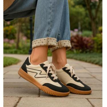 Imagem de Tênis Moleca Feminino Casual e Confortável 5817.102 Preto, Preto, 37