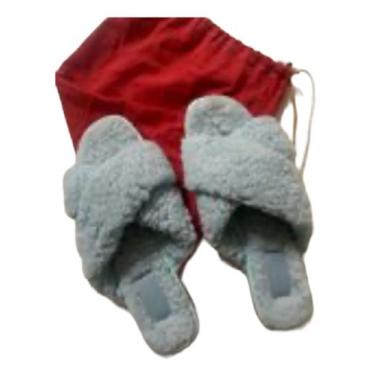 Imagem de Pantufa Pelúcia Azul Tamanho 38 Acompanha Saquinho Vermelho Com Corda 