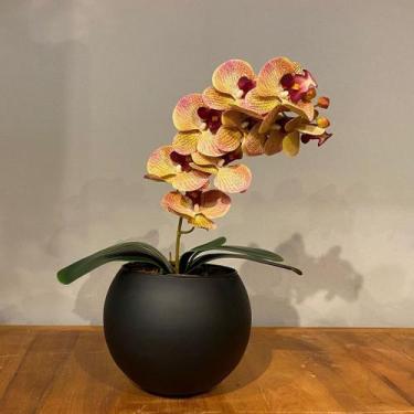Imagem de Arranjo de Orquídea Rosa Tigre Centro de Mesa no Vaso Preto - Decore F