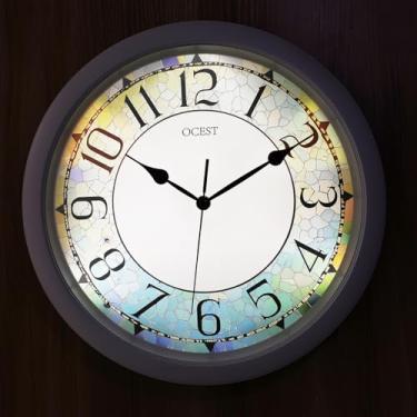 Imagem de OCEST Relógio de parede com luz noturna de 33 cm operado por bateria, relógio silencioso com sensor de LED inteligente, capa de vidro temperado, brilho duplo para quarto, sala de estar, cozinha grande