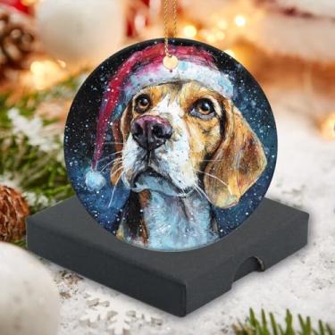 Imagem de Enfeite de cerâmica de Natal de noite estrelada de 2025, decorações de animais de 7,6 cm, um cão beagle usando chapéu de Natal, para pais, amigos, colegas, amantes