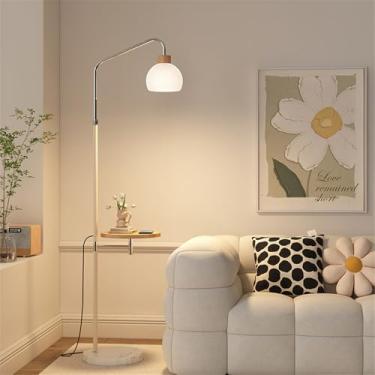 Imagem de Luminária de chão contemporânea de luxo, com design moderno e artístico, ideal para sala de estar, quarto, escritório, casa de campo, hotel ou residências. Possui LED, design retrô e criativ