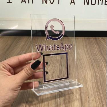 Imagem de Placa de WhatsApp QrCode Para Mesa Balcão c/ base - Acrílico - Acrihom