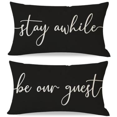 Imagem de PANDICORN Farmhouse Capas de almofada lombar 30,5 x 50,8 cm, conjunto com 2, Stay Awhile Be Our Guest Welcome preto branco decorativo para decoração de varanda externa para decoração de sofá de quarto