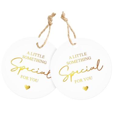 Imagem de joycraft 50 etiquetas de presente de agradecimento com cordão, folha dourada circular de 6,3 cm, algo especial para você, etiqueta de papel branco para embrulhar presente, etiquetas de lembrancinha de