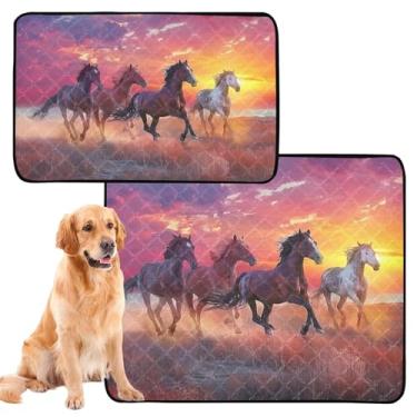 Imagem de TSENQUE Tapetes de xixi laváveis à prova d'água para cães fofos cavalos correndo pintura do pôr do sol reutilizável almofada de xixi filhote de cachorro tapete absorvente, pequeno x pacote com 3
