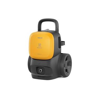 Imagem de Lavadora de Alta Pressão Electrolux PowerWash 1400W com 1800PSI, Alça Retrátil, Engate Rápido, Bico Vario, Stop Total e Aplicador de Detergente