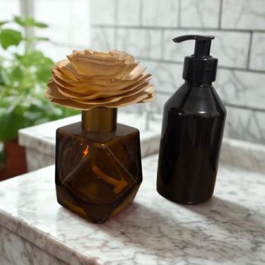 Imagem de Kit Lavabo Vidro Difusor com flor e Saboneteira com essencia Chá branc