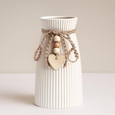 Imagem de DomeStar Vaso de flores brancas, pequeno vaso de cerâmica, decoração de casa moderna com ranhuras e corda para pendurar, presente de festa de chá de bebê