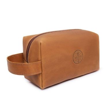 Imagem de Necessaire Couro Fossil Premium Resistente Forro Impermeavel Ziper Estampa Medalha São Bento
