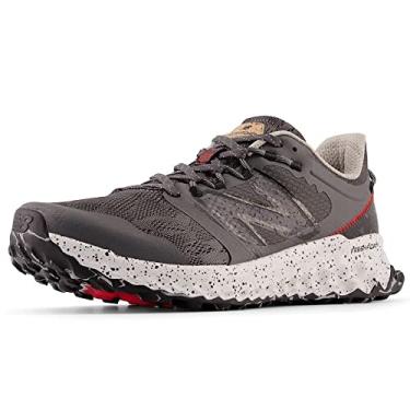Imagem de New Balance Tênis de corrida masculino Fresh Foam Garoe V1 Trail, Ímã/vermelho verdadeiro/preto, 38