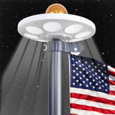 Imagem de PHITRIC Poste de bandeira movido a energia solar, 136 luzes de LED para mastros de bandeira de 15 a 25 pés, 10 horas do crepúsculo ao amanhecer ligar/desligar automaticamente, luz solar à prova d'água