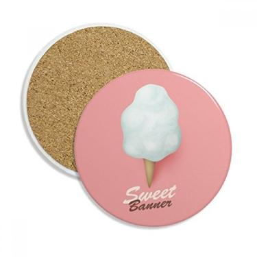 Imagem de Enorme sorvete com cones de ovo sorvete picolés copo copo copo protetor de mesa pedra absorvente