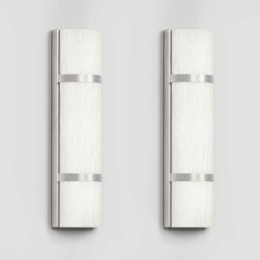 Imagem de Ditoon Conjunto de duas arandelas de parede modernas – Luminária de banheiro vintage, luminárias de parede LED de níquel escovado com vidro fosco artesanal, iluminação ambiente quente 4000K para