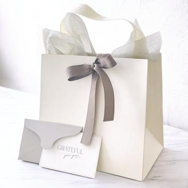 Imagem de Conjunto de embalagem de saco de presente de luxo com fita, mini cartão e envelope, folha de embrulho transparente, papel de bambu natural, alça de algodão, caixa de presente premium com alça para