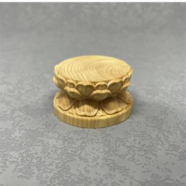 Imagem de FENNYYAR Estátua de Buda em pé com base circular de lótus esculpida em buxo, 4,5 cm, com almofada de plataforma elevada
