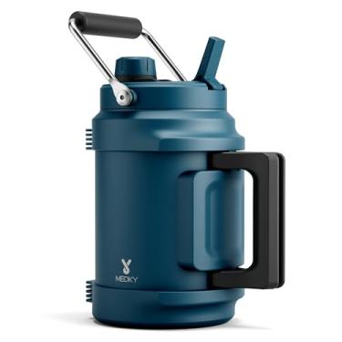 Imagem de Garrafa de água isolada de 1,814 g para academia: Meoky Jarro de água de aço inoxidável com vácuo de parede tripla de meio galão - alças superiores e laterais, canudo 2 em 1 e tampa de bico, frio por