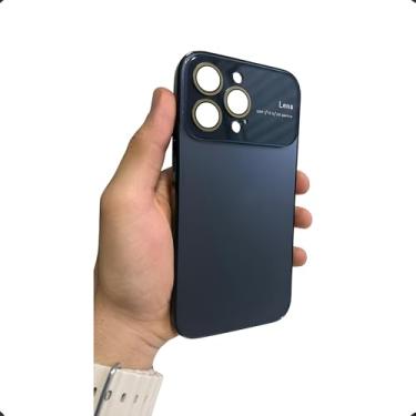 Imagem de Capinha Premium com Efeito Futurista – Compatível com Smartphones de 6,1" e 6,7" (Modelos 2023/2024) – Vidro Fosco + Alta Proteção (Preto, 14 Pro Max)