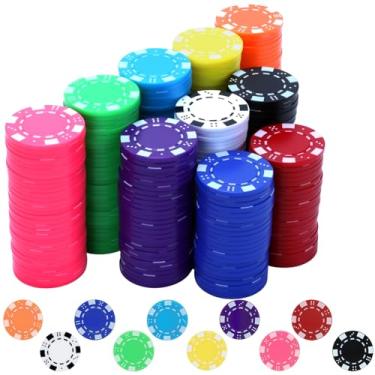 Imagem de Coopay Conjunto de 500 fichas de pôquer de plástico para Texas Hold'em, Blackjack, conjunto de fichas de pôquer com bordas listradas de dados para jogo de tabuleiro, clube de cartas, eventos temáticos