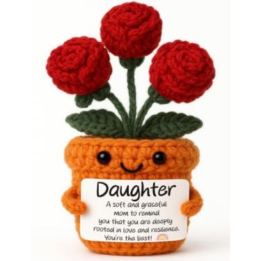 Imagem de TKGIFTHOT Presentes feitos à mão para filha da mãe, presente de rosa de crochê sentimental, dia das mães, presente de aniversário para filha que é mãe, você é a melhor lembrança