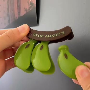Imagem de Ímãs de geladeira fofos em forma de banana, bolsa multifuncional para ímãs de geladeira com clipes de vedação, clipes decorativos de armazenamento para casa, cozinha, escritório, presente prático para
