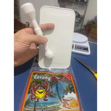 Imagem de Tabua plastica com batedor p quebrar caranguejo praia bar boteco barra