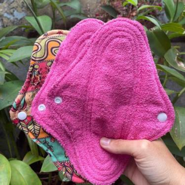 Imagem de Kit com 3 unidades de absorventes ecológicos de pano para fluxo intens