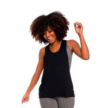 Imagem de Regata Feminina Cavada Preta Massam Fitness-Feminino