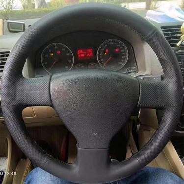 Imagem de LYBQFZ Capa de volante de carro personalizada DIY costura manual acessórios interiores automotivos, para Volkswagen Old VW Golf Polo Sagitar 2010 Polo