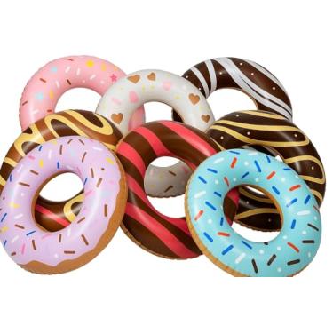 Imagem de Playbees Boias infláveis de 50 cm para crianças – Conjunto de 8 – Anéis de natação coloridos de verão com granulados e designs de chocolate – Brinquedos aquáticos divertidos para piscinas, praia e
